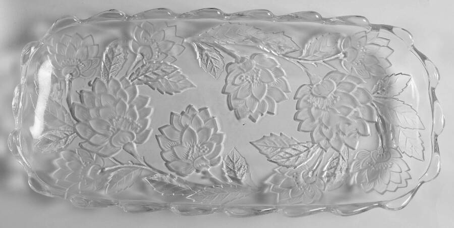 Chrysanthemum 15" Rectangular Tray by Crystal Clear Industries-1