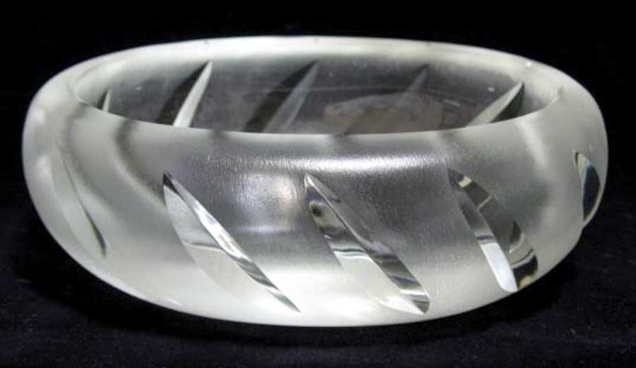 Yseult 7" Round Bowl by Lalique-1