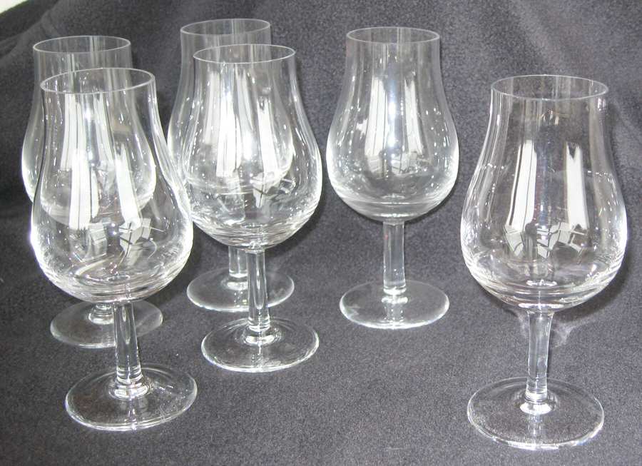 CIH2 Wine Glass by Cristais Hering-1