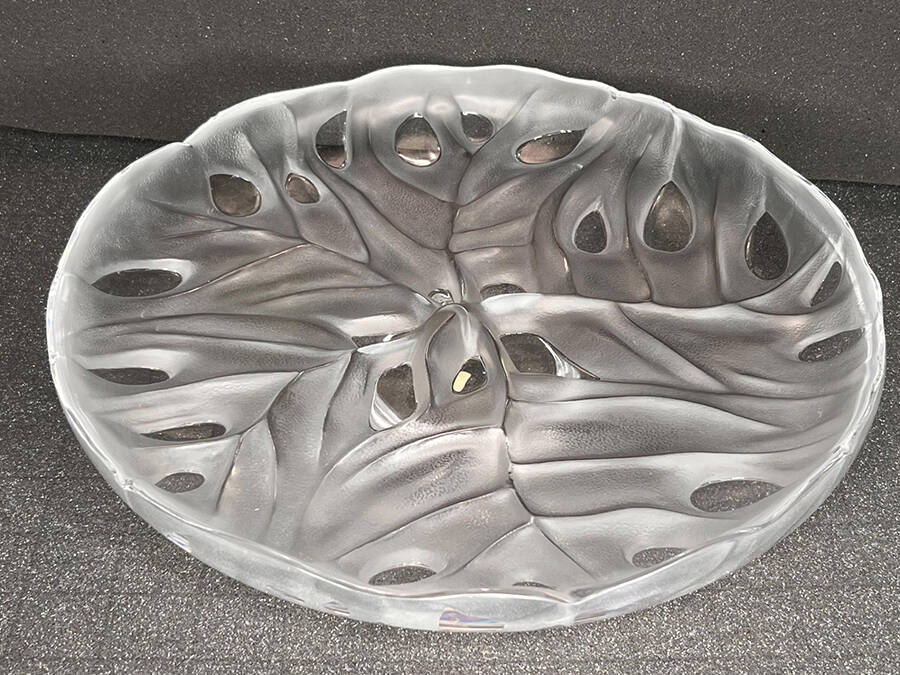 Barbade 13" Round Bowl by Lalique-1