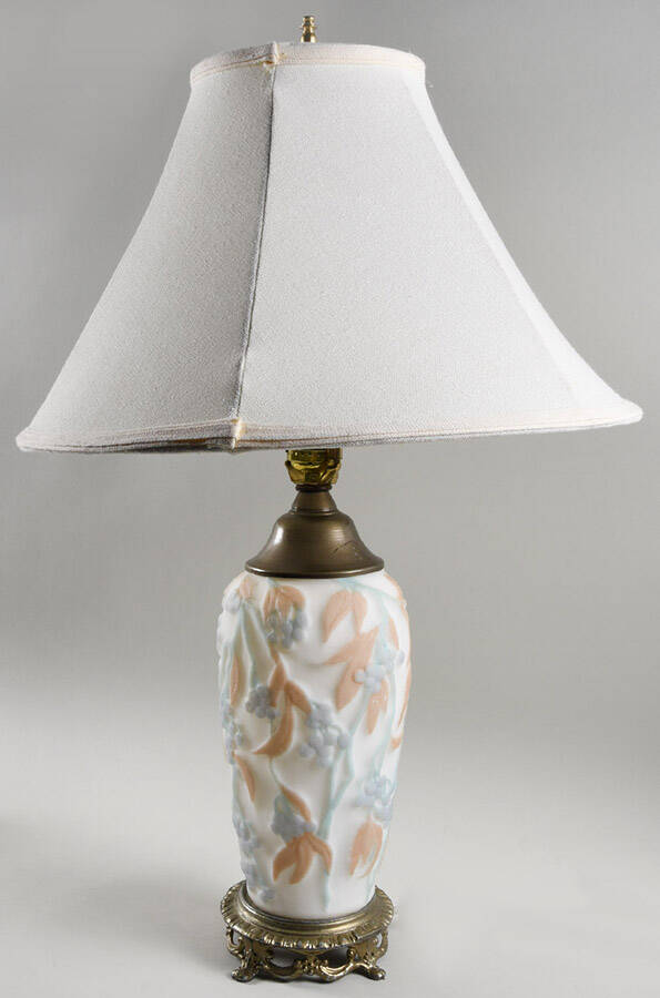 Bittersweet (Red Berries, Green Leaves) 24" Electric Lamp & Shade by Consolidated-1