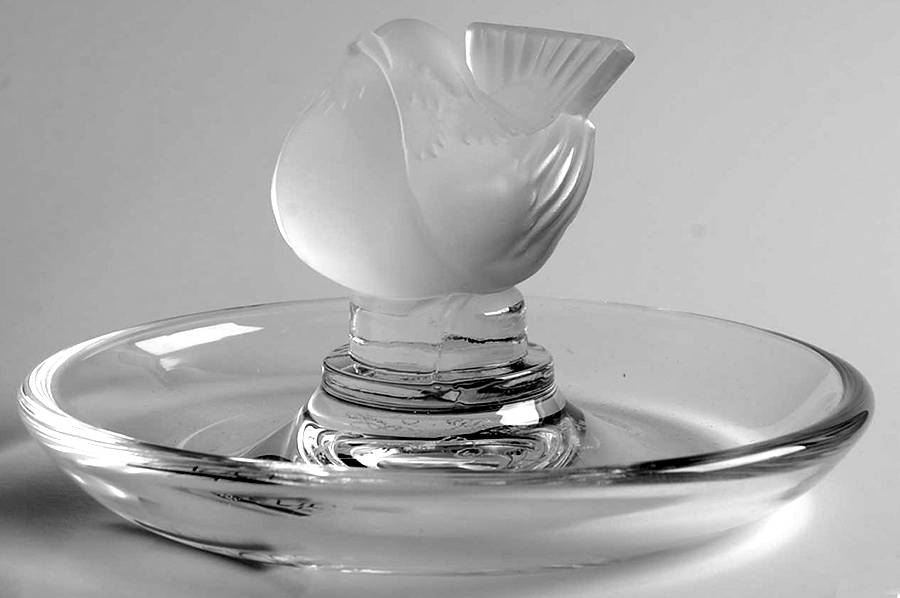 Pinson Round Pin Tray by Lalique-1
