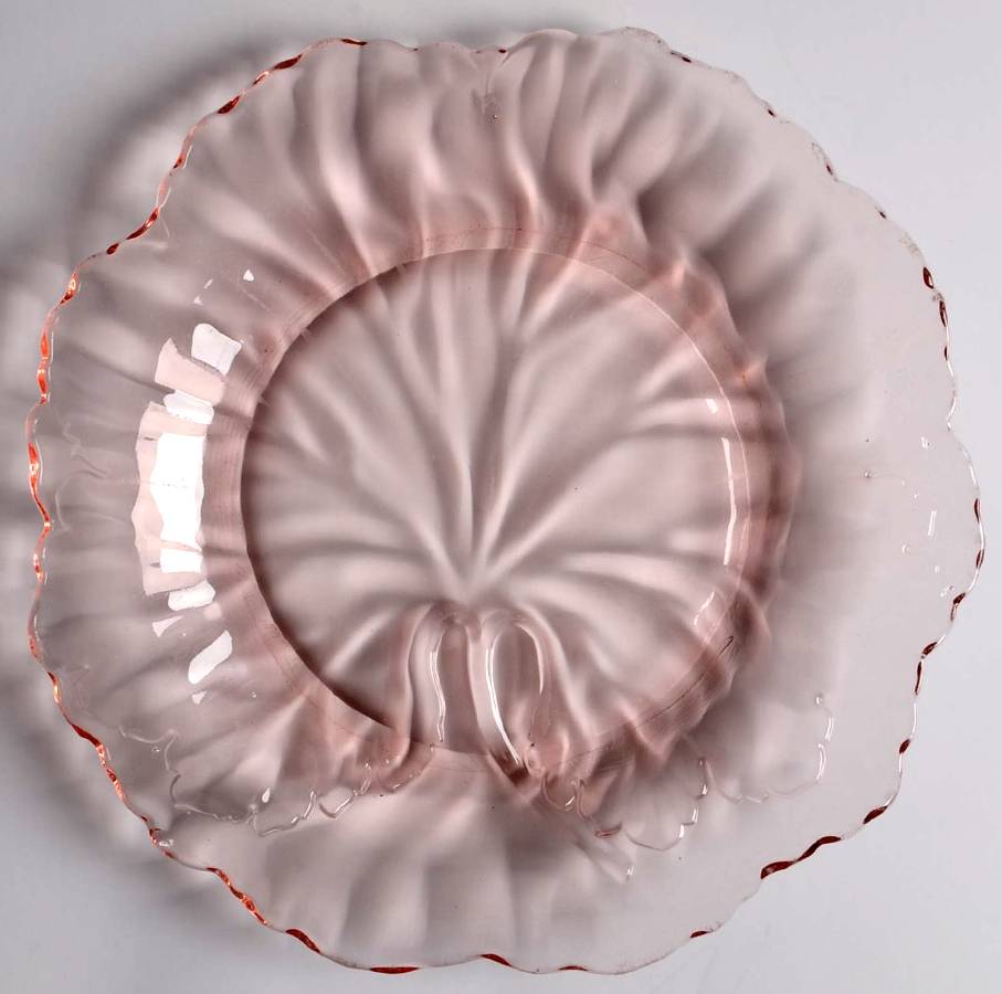 Leaf Pink Luncheon Plate by Co-Operative Flint-1