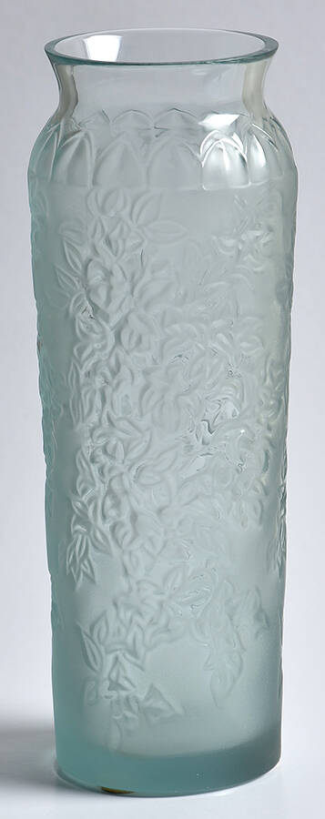 Bougainviller 7" Flower Vase by Lalique-1