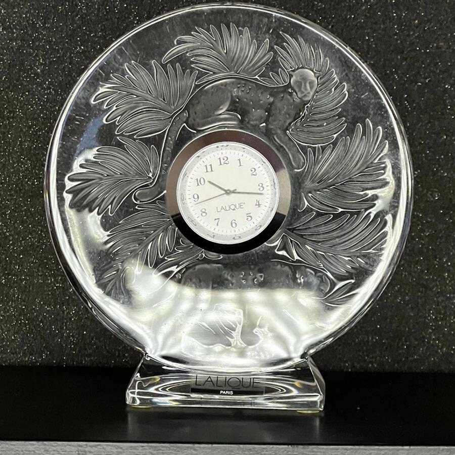 Jungle Quartz Clock by Lalique-1
