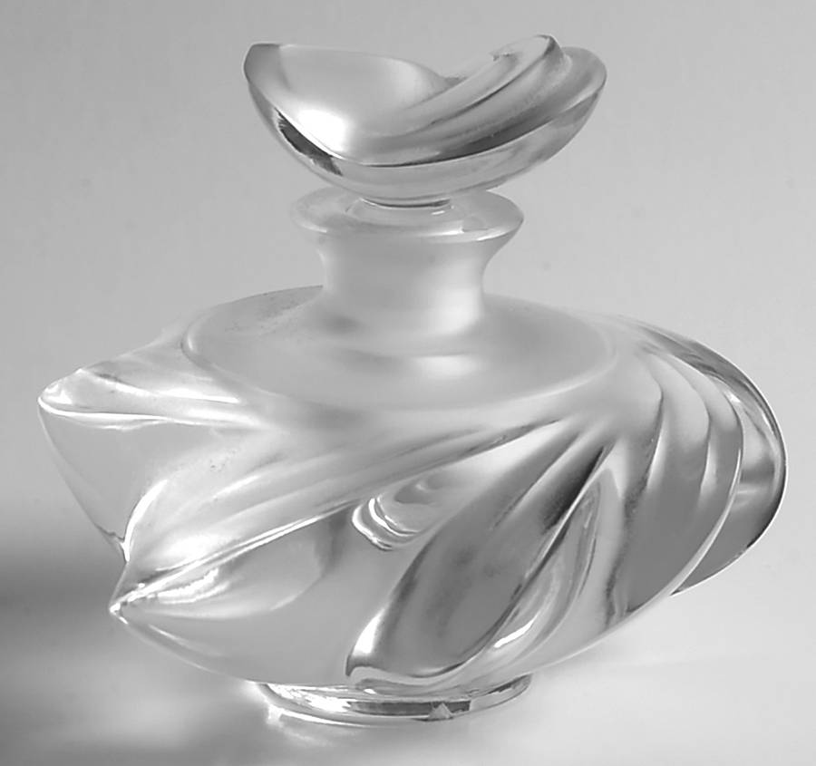 Crystal Lalique Perfume Bottles Samoa Perfume Bottle & Stopper by Lalique-1