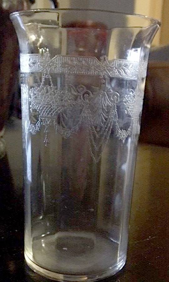 Swag & Dangle Flat Tumbler by Central Glass Works-1