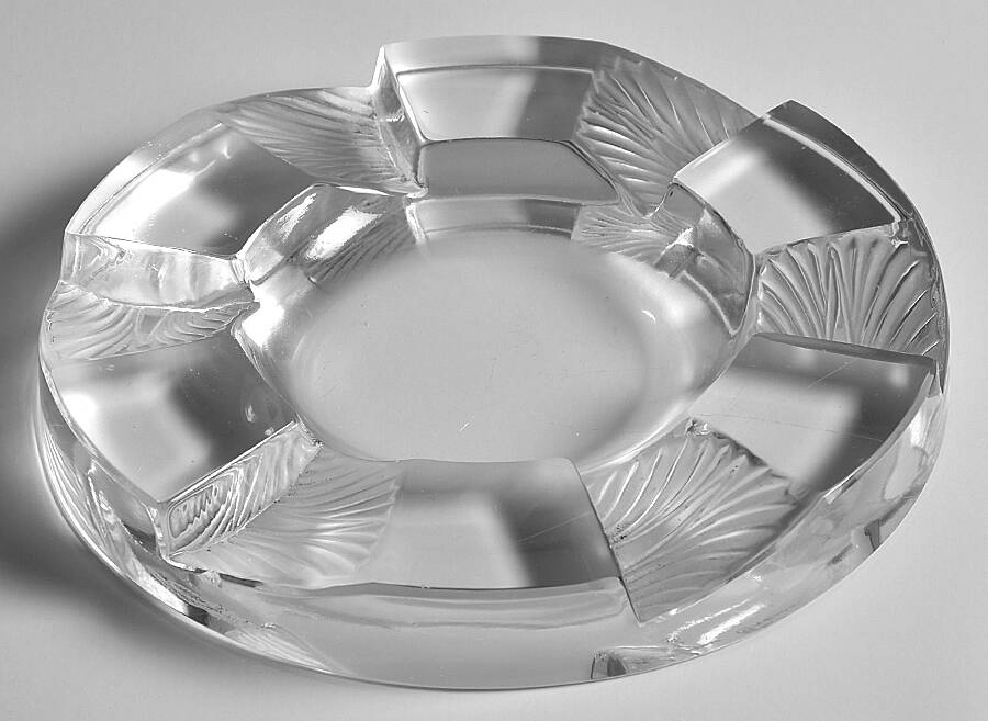 Smoking Accessories 6" Ashtray by Lalique-1