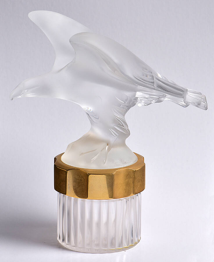 Mascotte Flacons (Mascot Cologne Bottles) Cologne Bottle & Sculpted Stopper by Lalique-1