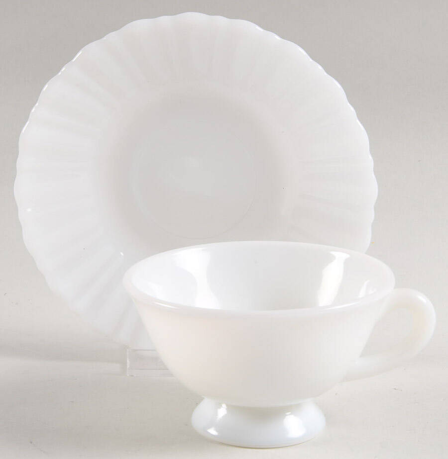 CQ20 Footed Cup & Saucer Set by Crisa-1