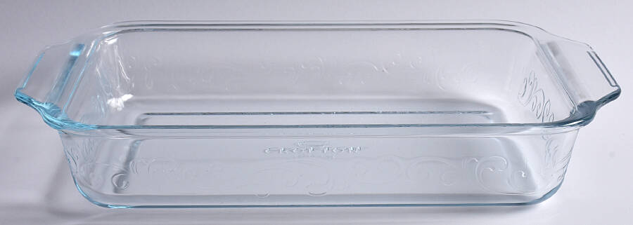 CON1 16" Rectangular Baker by Crofton Crystal-1