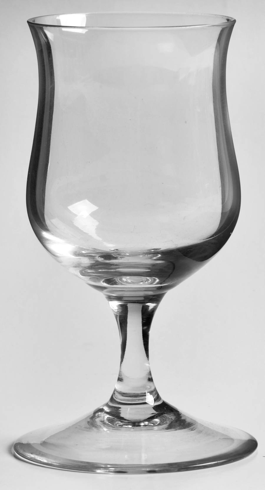 Lisa Clear Wine Glass by Dansk-1