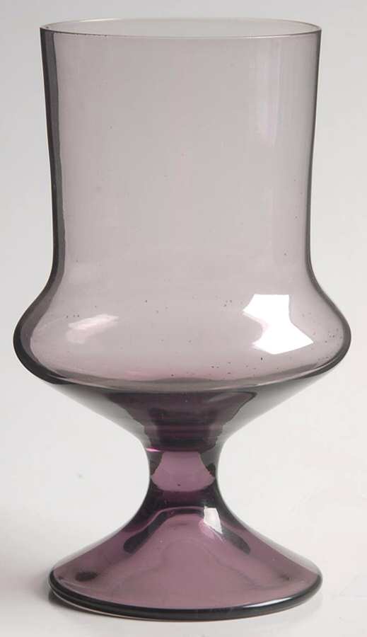 Flare Lavender Wine Glass by Denby-1