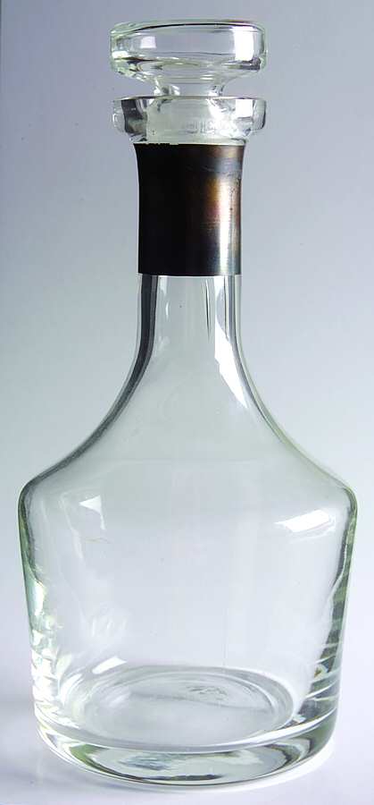 Silver Band Decanter & Stopper by Dorothy Thorpe-1