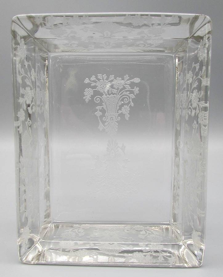 First Love Lid for Cigarette Box by Duncan & Miller-1