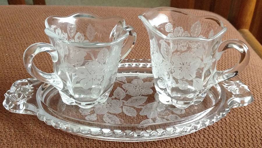 Language of Flowers Individual Creamer, Sugar and Tray Set by Duncan & Miller-1