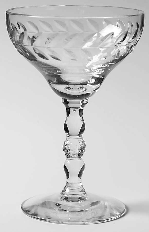 Laurel Wreath Liquor Cocktail by Duncan & Miller-1