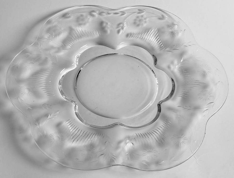 Maytime Canterbury Shape Plate by Duncan & Miller-1