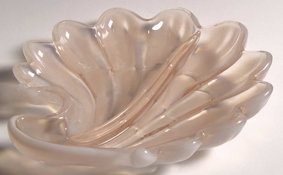 Sanibel Pink (Opalescent) 8" Shell Shape 2 Part Relish by Duncan & Miller-1