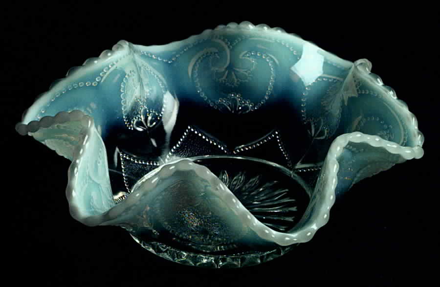Jewelled Heart White (Opalescent) Small Fruit Dessert Bowl by Dugan-1