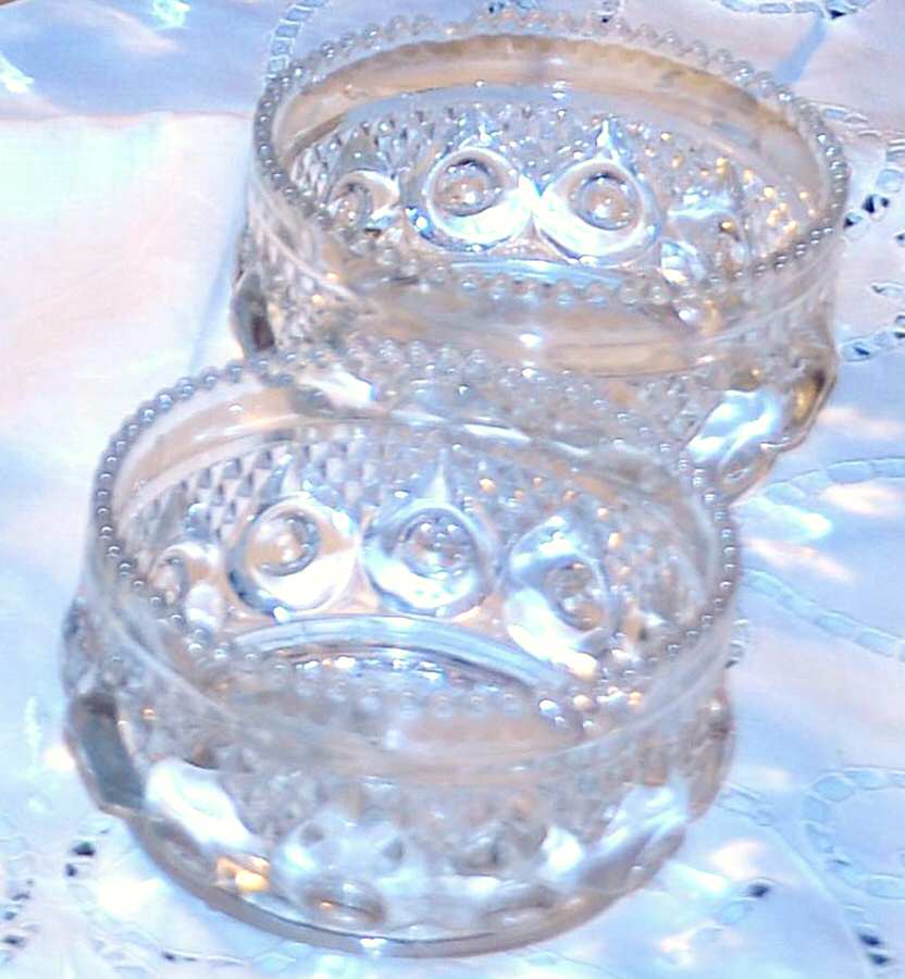 Reverse Torpedo Sauce Dish by Dalzell, Gilmore, Leigh-1