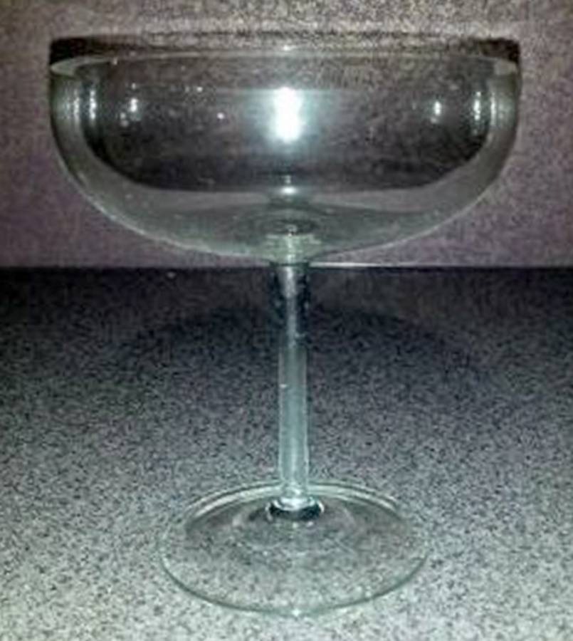Bubble Clear (Non Iridescent) Champagne/Tall Sherbet by Dorothy Thorpe-1