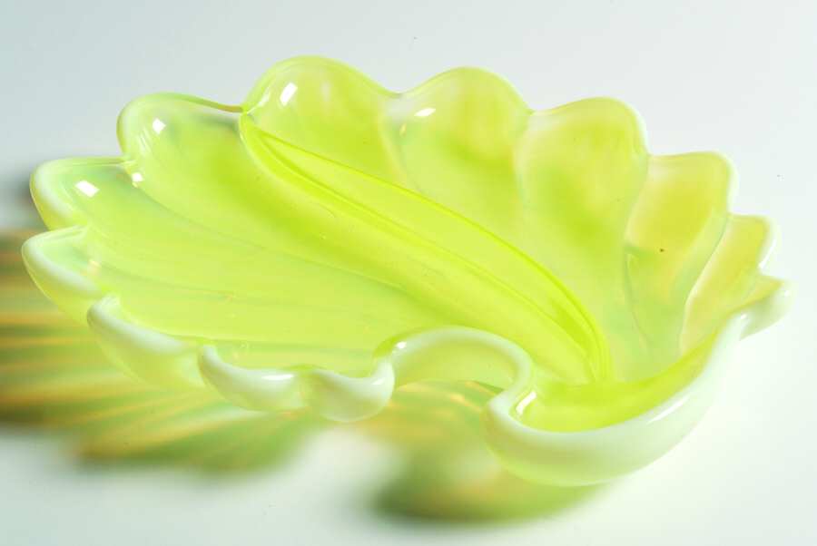 Sanibel Yellow (Opalescent) 8" Shell Shape 2 Part Relish by Duncan & Miller-1