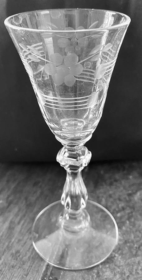 532-2 Wine Glass by Dunbar-1
