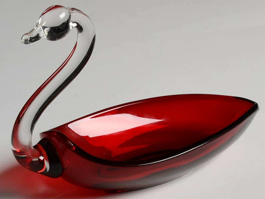 Animals & Figurines 5" Ruby Open Swan by Duncan & Miller-1