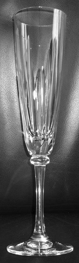 DHC7 Fluted Champagne by Daniel Hechter-1