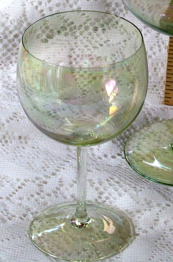 Green Lustre Wine Glass by Dorothy Thorpe-1