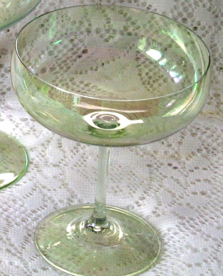 Green Lustre Champagne/Tall Sherbet by Dorothy Thorpe-1