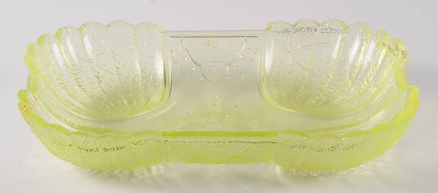 Shell & Tassel-Vaseline (Canary) Pickle Dish by Duncan & Miller-1