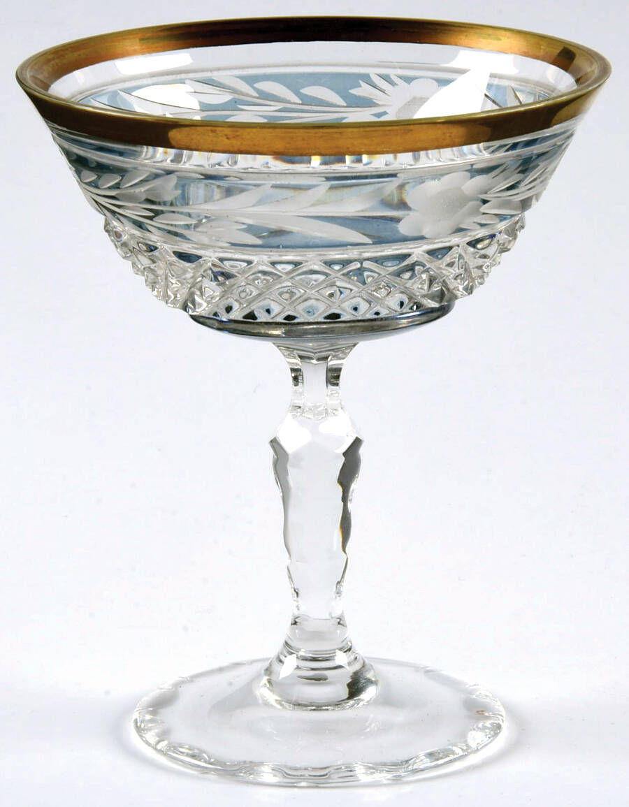 Marchioness Sapphire Liquor Cocktail by Ebeling & Reuss-1