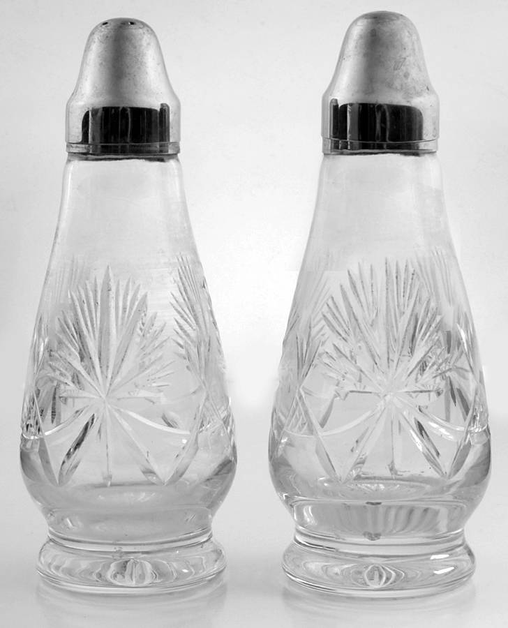 Star of Edinburgh Footed Shaker Set & Metal Lids by Edinburgh Crystal-1