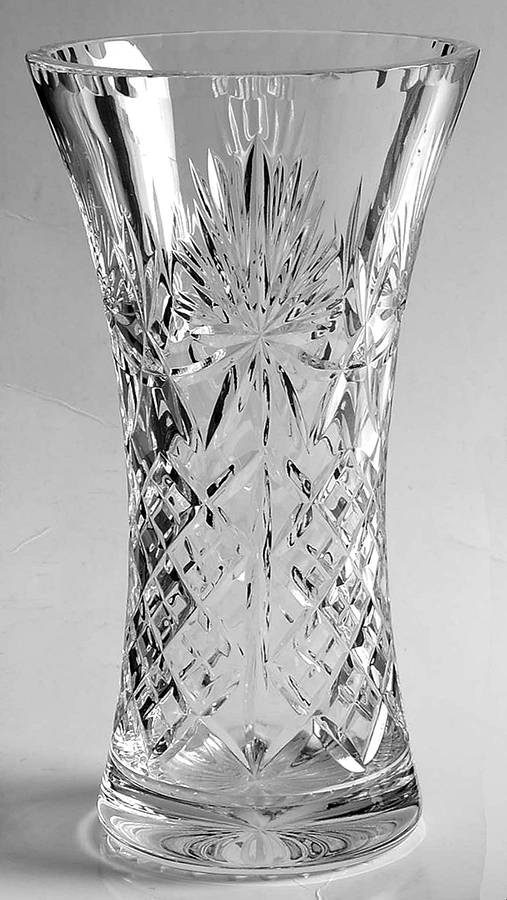 Star of Edinburgh 8" Flower Vase by Edinburgh Crystal-1