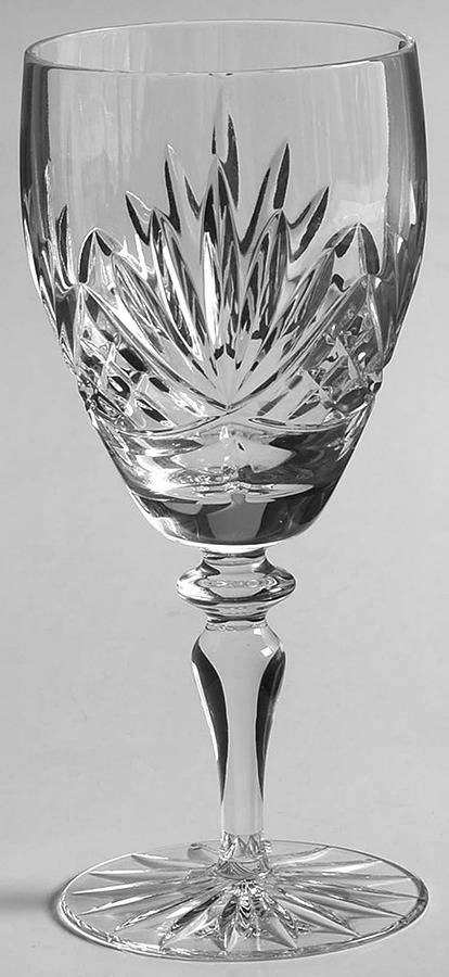 Stirling Wine Glass by Edinburgh Crystal-1