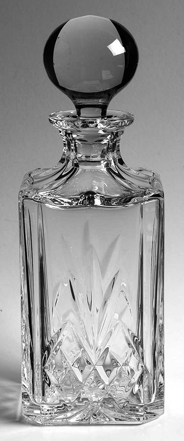 Tay Square Decanter with Stopper by Edinburgh Crystal-1