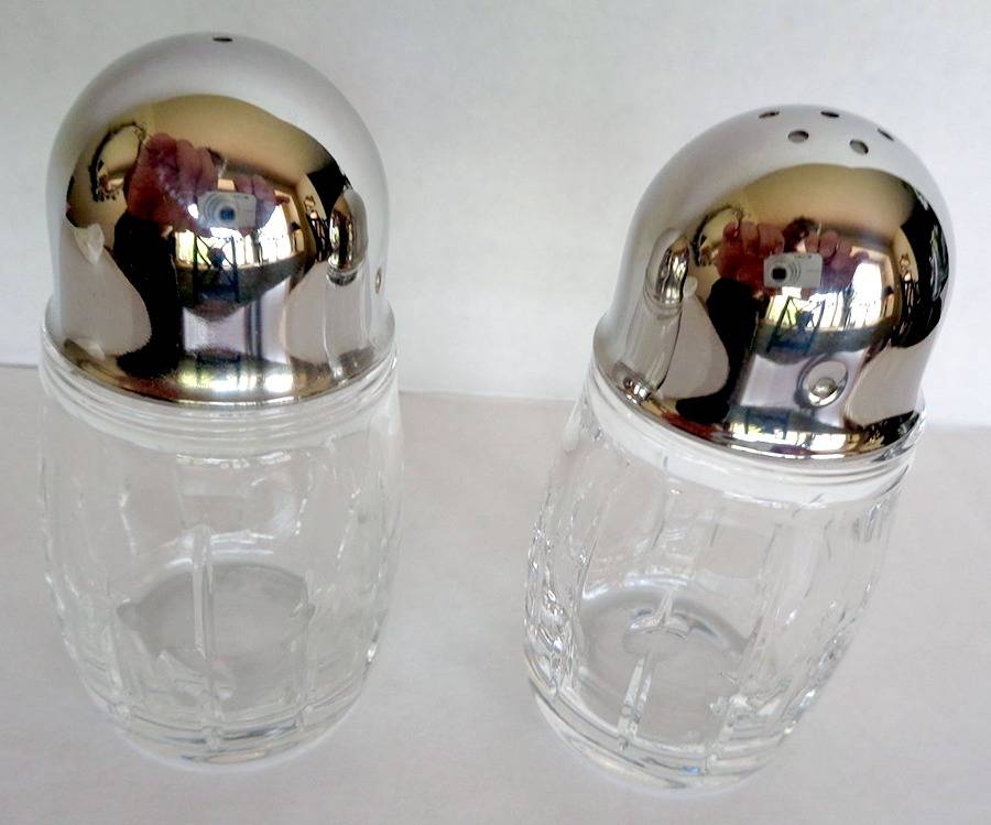 Spey Shaker Set w/Metal Lids by Edinburgh Crystal-1