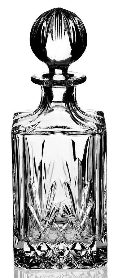 Romeo Square Decanter with Stopper by Edinburgh Crystal-1