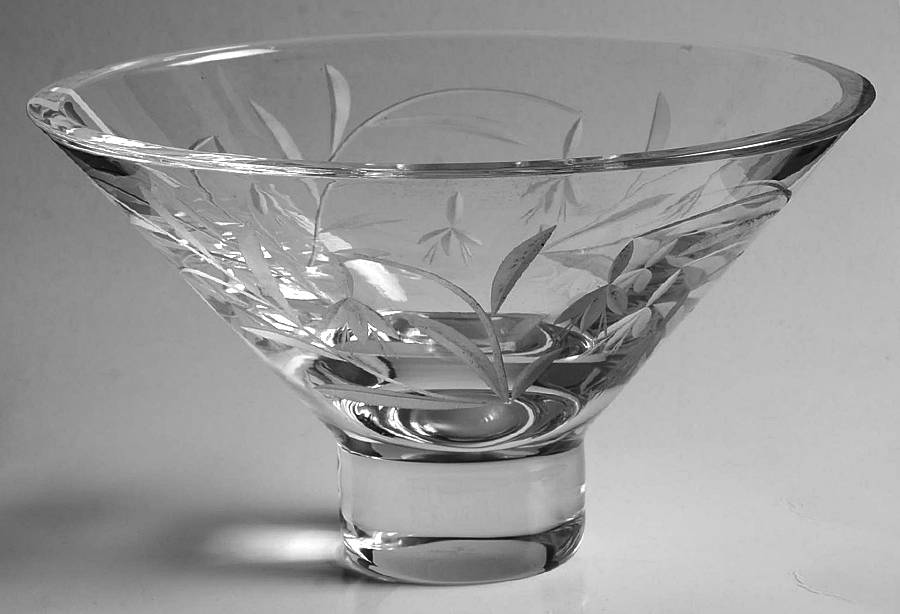 Tain 7" Round Bowl by Edinburgh Crystal-1