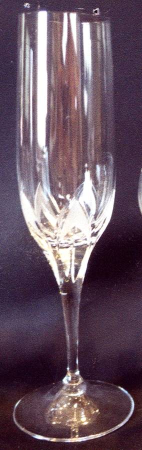 EIS5 Fluted Champagne by Eisch-1