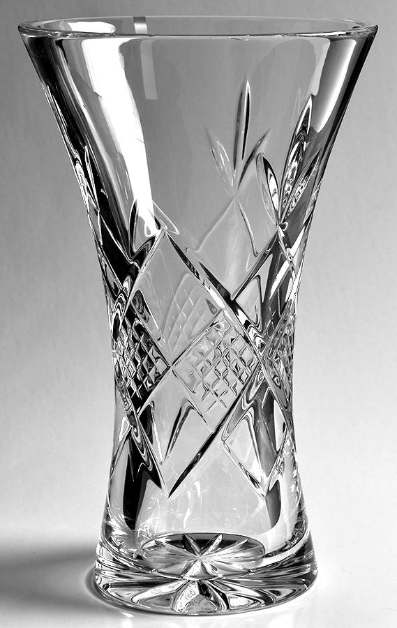 Harris 8" Flower Vase by Edinburgh Crystal-1