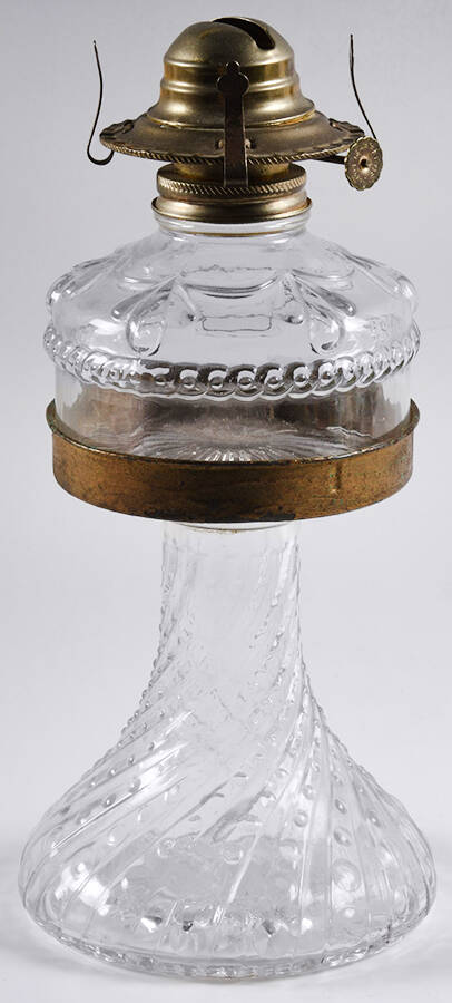 E4L1 Oil Lamp No Shade by Eagle Oil Lamp-1