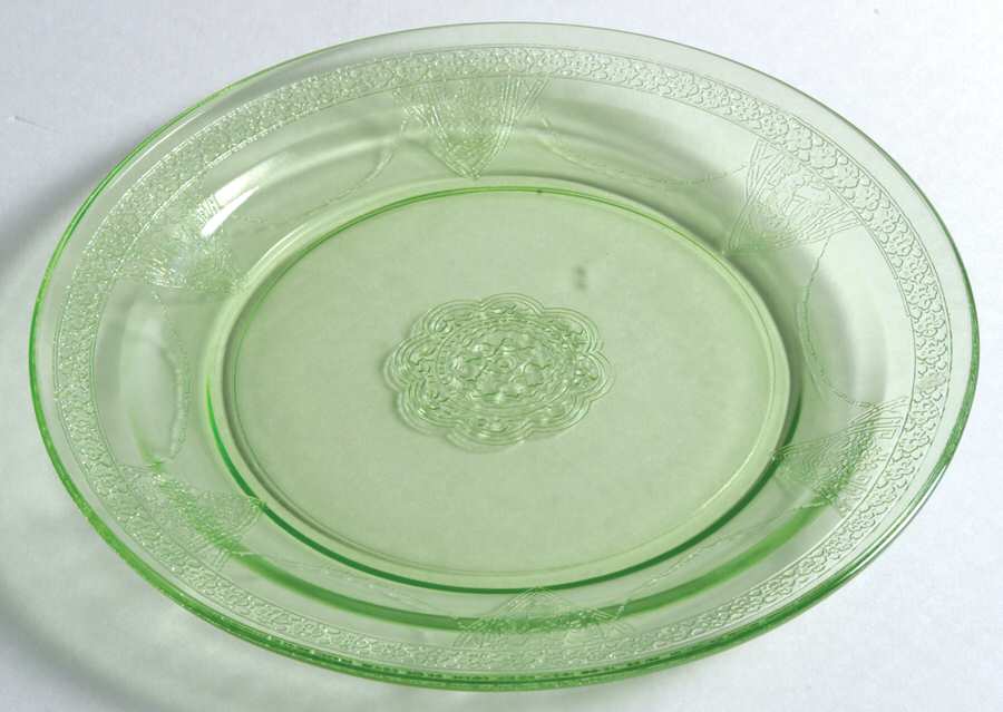 Georgian Green Dinner Plate by Federal Glass -1