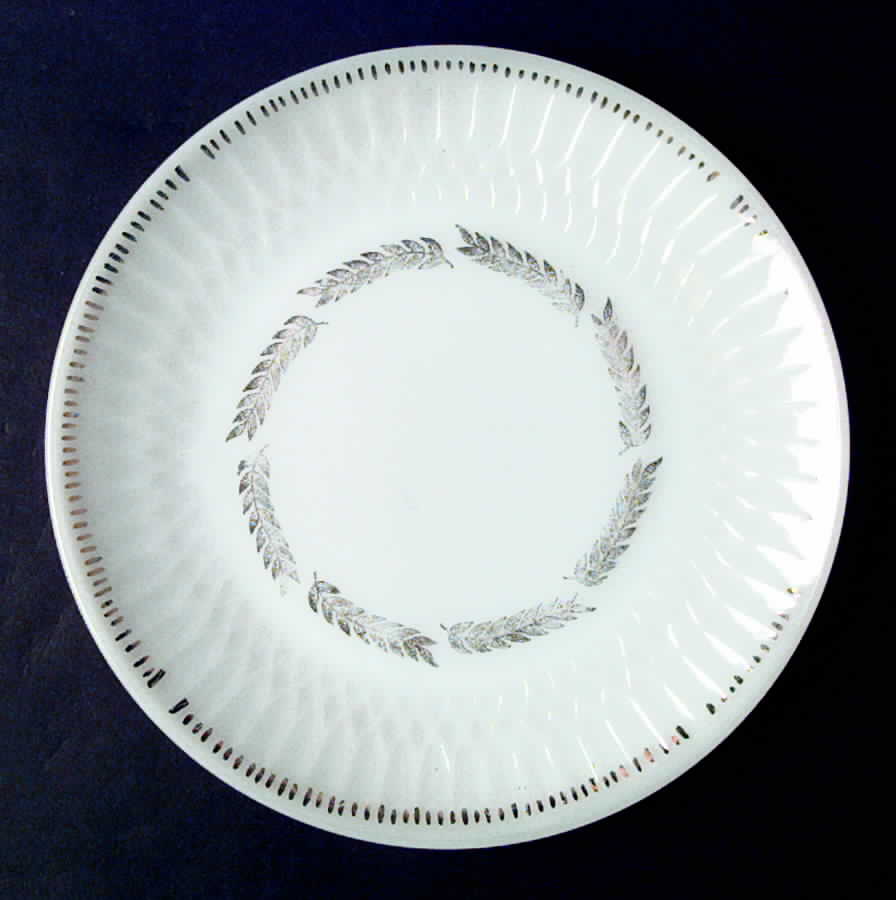 Golden Harvest Dinner Plate by Federal Glass -1