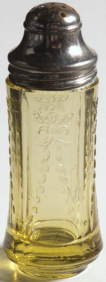Madrid Amber Shaker with Metal Lid by Federal Glass -1