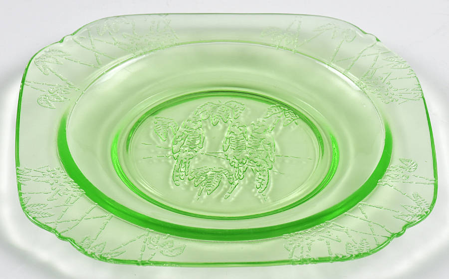 Parrot Green Bread & Butter Plate by Federal Glass -1