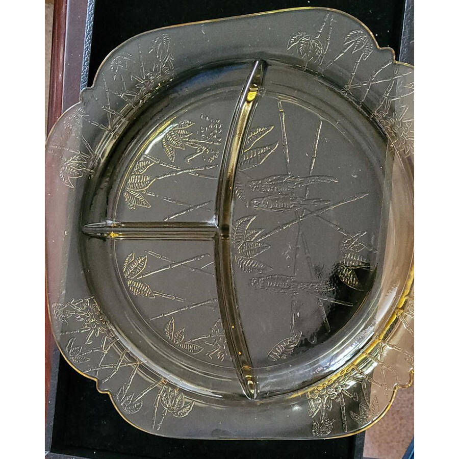Parrot Green Square Grill Plate by Federal Glass -1