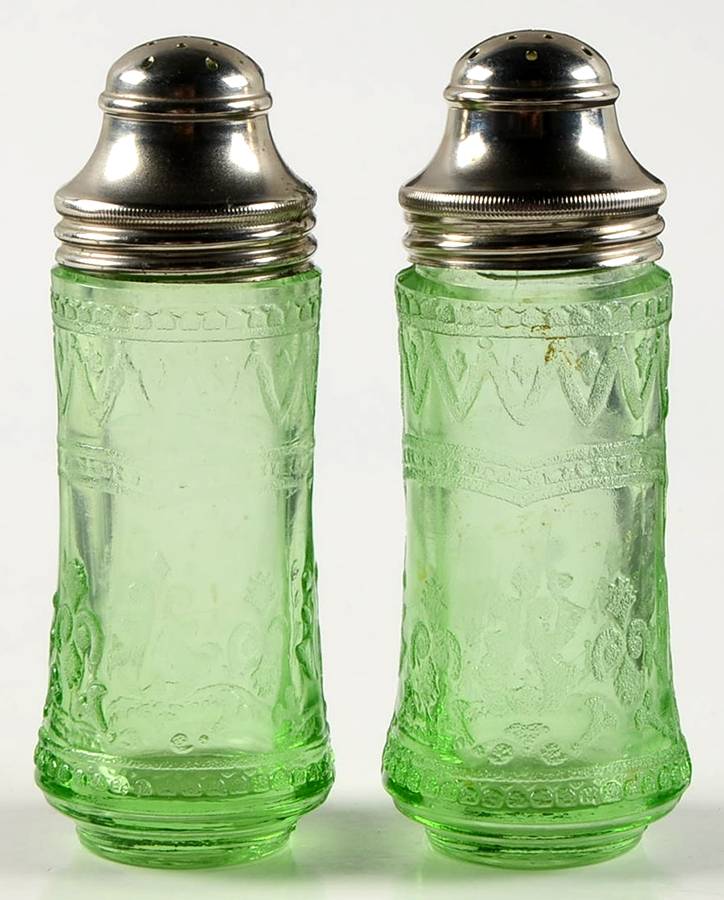 Patrician Green Shaker Set w/Metal Lids by Federal Glass -1